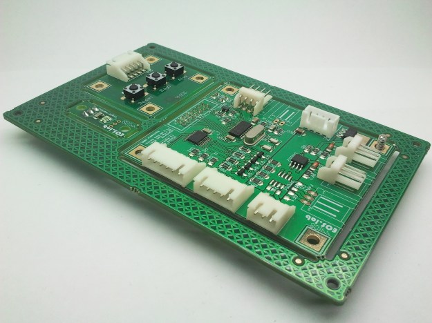 Panel compuesto con kit de control de TFT visto desde conectores.